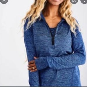 Latched Mama 1/4 zip performance nursing pullover size M
